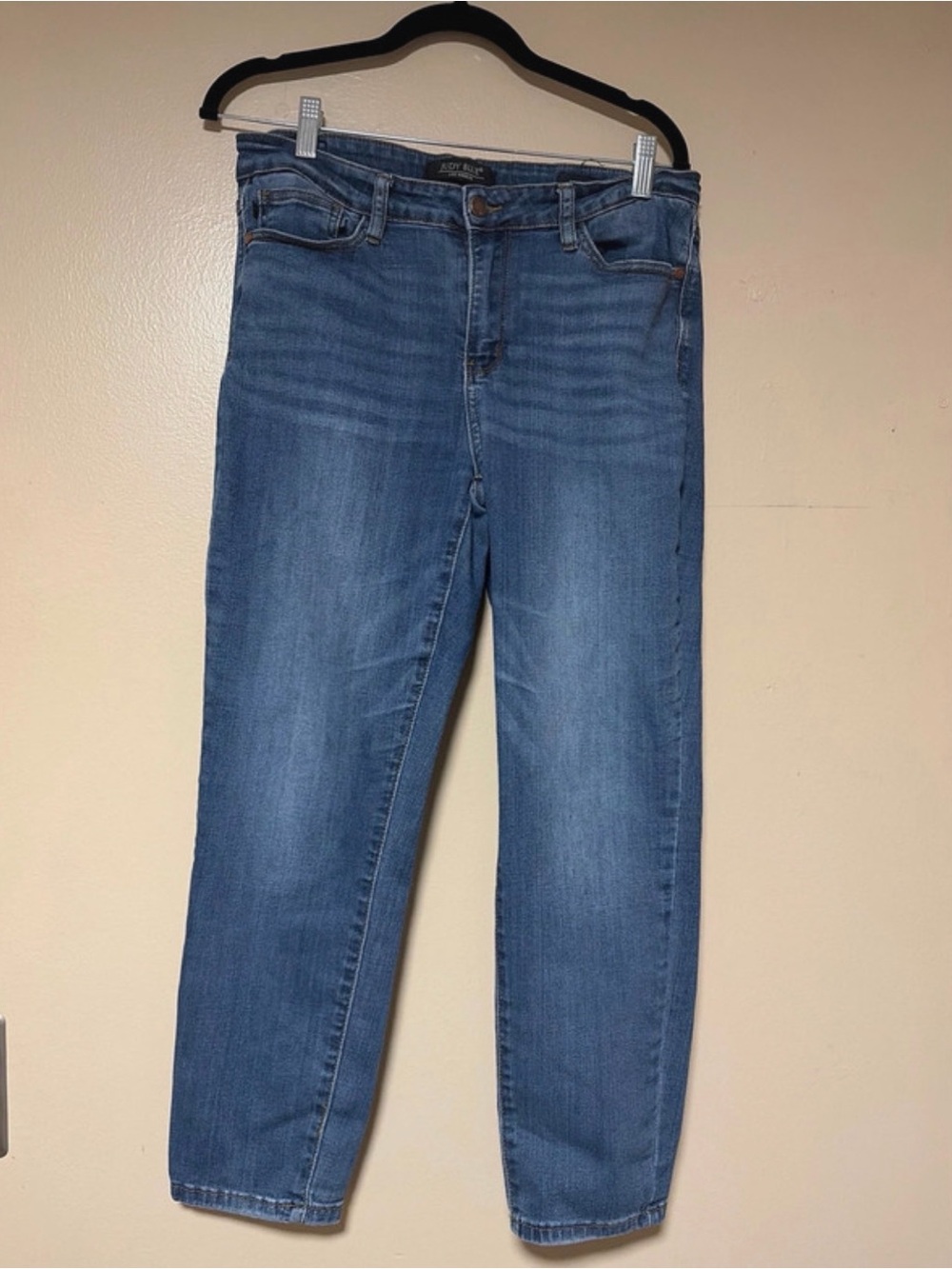 Judy blue high waist relaxed fit size 31